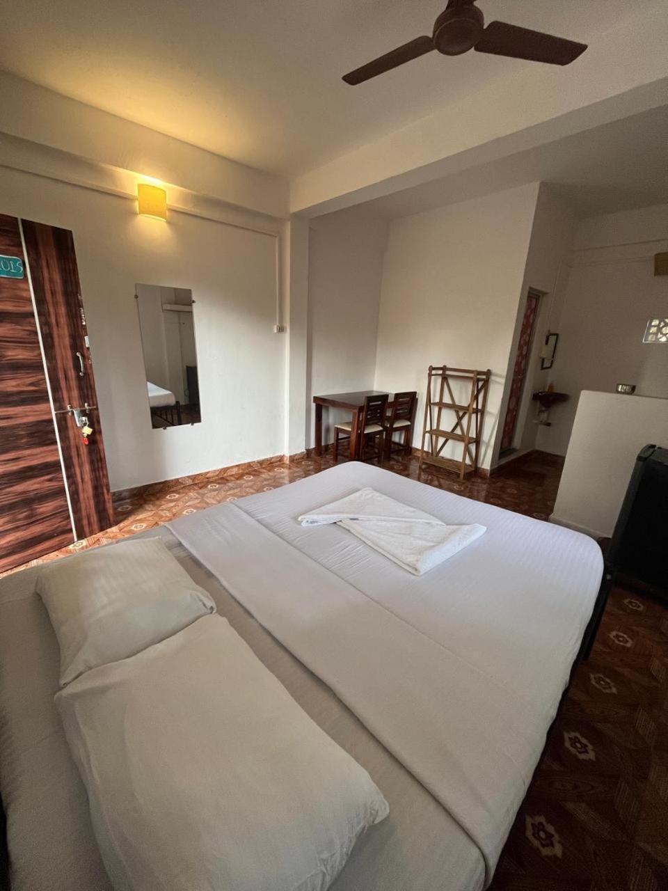 Tranquilo Arambol Hostel ภายนอก รูปภาพ