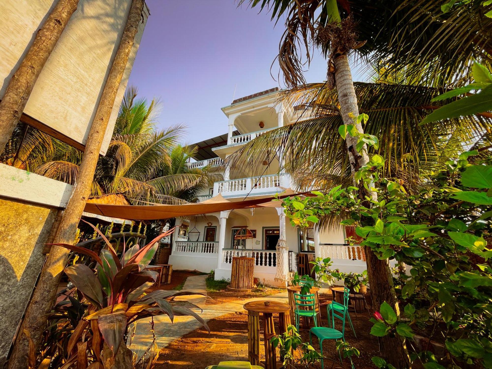 Tranquilo Arambol Hostel ภายนอก รูปภาพ